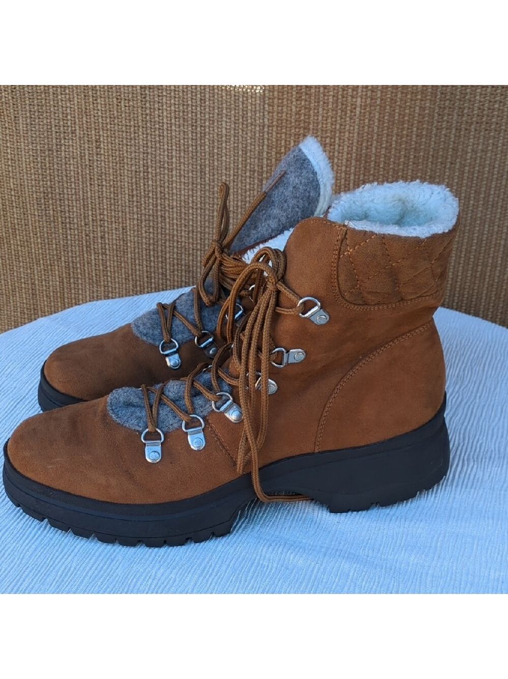 Hokus Pokus winter boots Brown Suede Women's Size 10